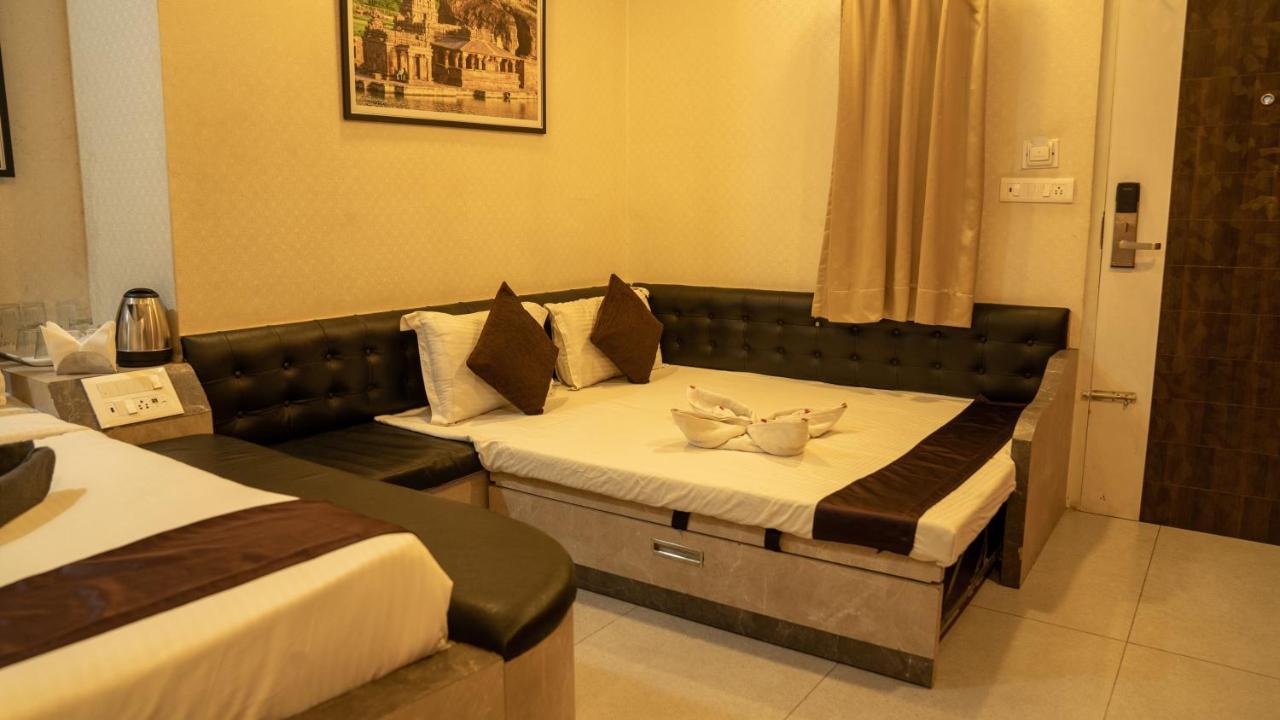 Fabhotel Seasons Suites - Jp Nagar バンガロール エクステリア 写真