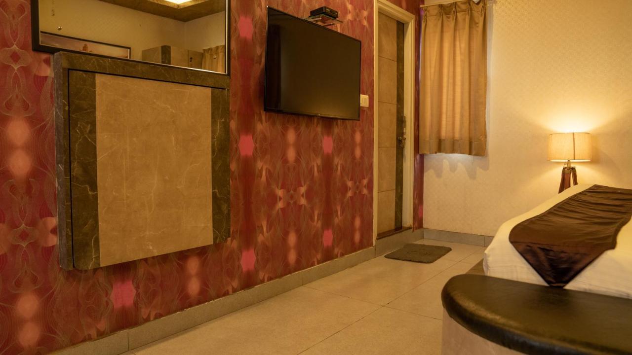 Fabhotel Seasons Suites - Jp Nagar バンガロール エクステリア 写真