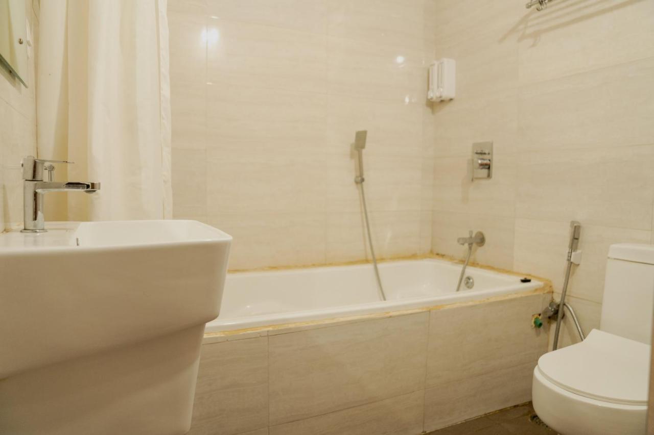 Fabhotel Seasons Suites - Jp Nagar バンガロール エクステリア 写真