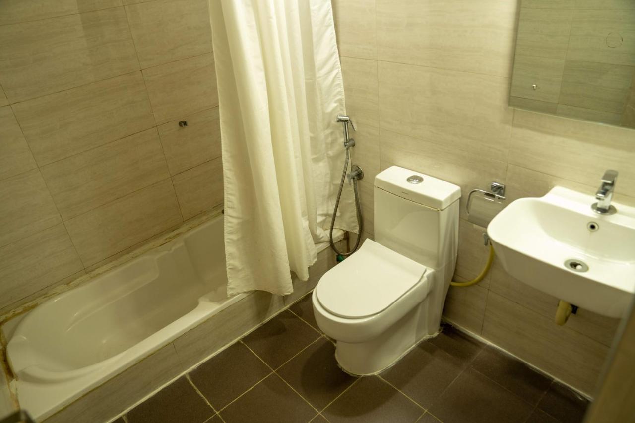 Fabhotel Seasons Suites - Jp Nagar バンガロール エクステリア 写真